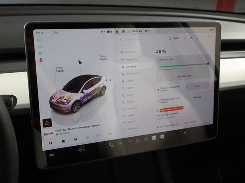 Used 2023 Tesla Model Y Long Range AWD/4WD image 27