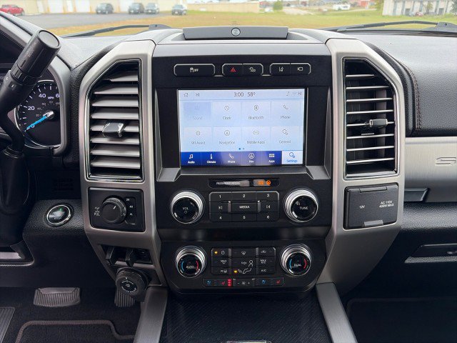 Used 2020 Ford F250 Platinum w/ Tremor Off-Road Package AWD/4WD image 16