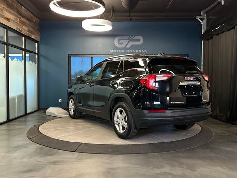 Used 2022 GMC Terrain SLE w/ Driver Convenience Package AWD/4WD image 5