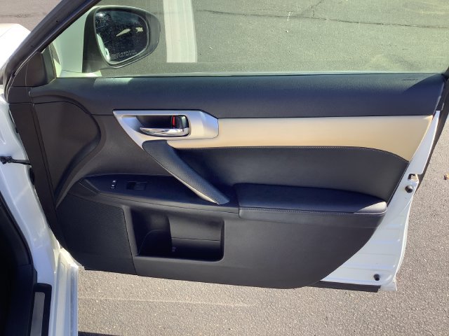 Used 2014 Lexus CT 200h FWD image 37