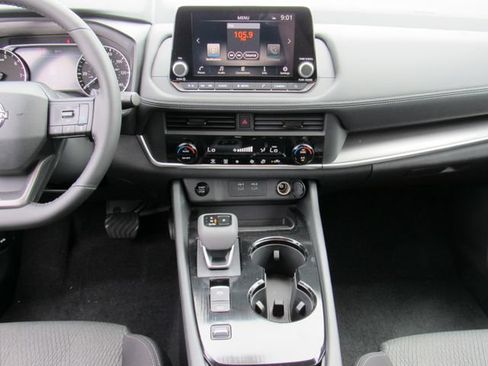 New 2026 Nissan Rogue SV FWD image 16