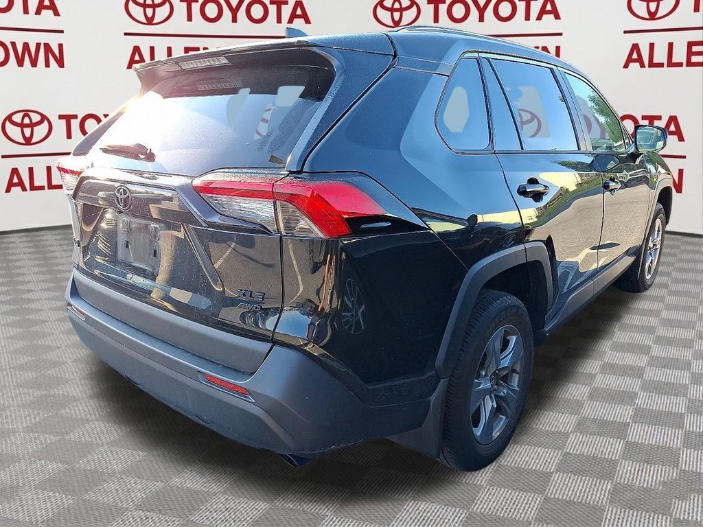 Used 2024 Toyota RAV4 XLE w/ Convenience Package AWD/4WD image 8