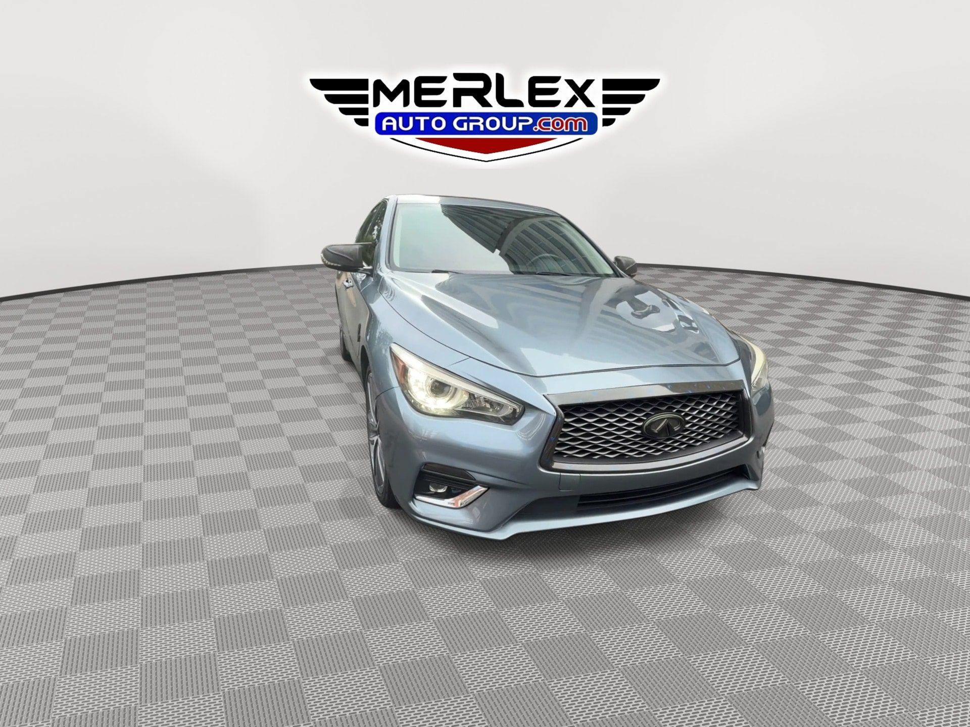 Used 2019 INFINITI Q50 Luxe RWD image 2