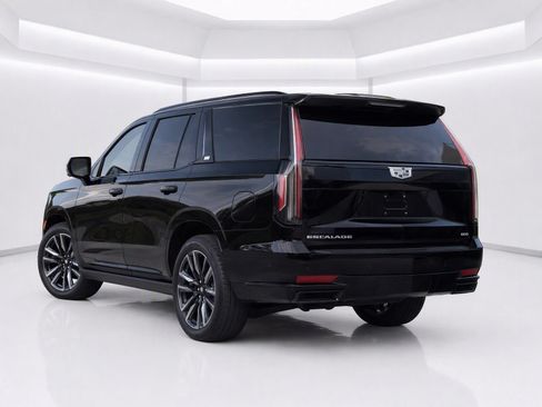 Used 2024 Cadillac Escalade Sport Platinum w/ LPO, Floor Liner Package AWD/4WD image 7