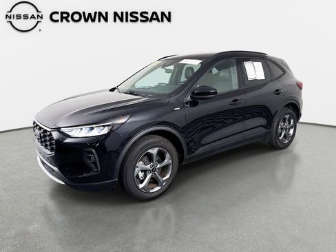Used 2025 Ford Escape ST-Line Select AWD/4WD image 1