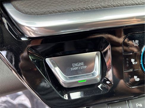 Used 2022 GMC Sierra 1500 Denali w/ Denali Reserve Package image 33