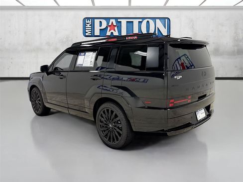 Used 2025 Hyundai Santa Fe Calligraphy FWD image 5