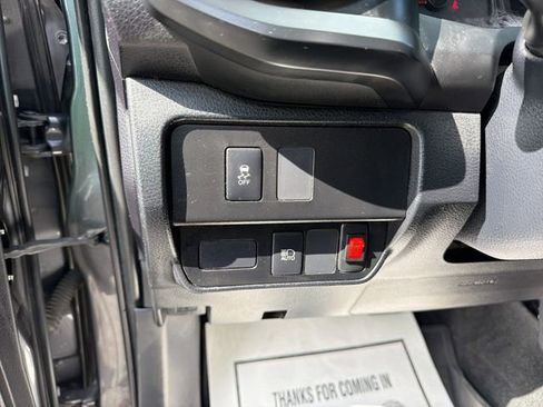 Used 2020 Toyota Tacoma SR image 18