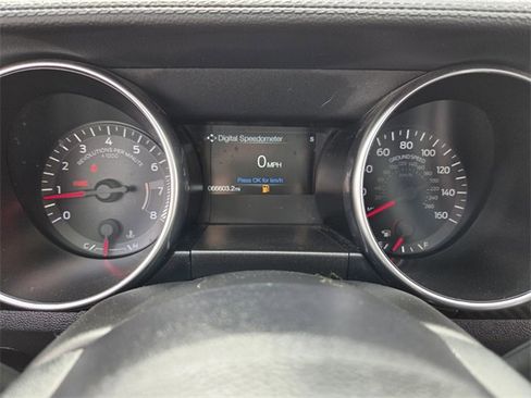 Certified 2019 Ford Mustang Coupe image 21