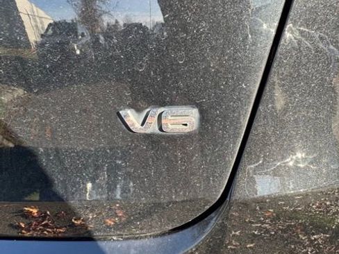 Used 2017 Kia Sorento LX w/ LX V6 Convenience Package image 10