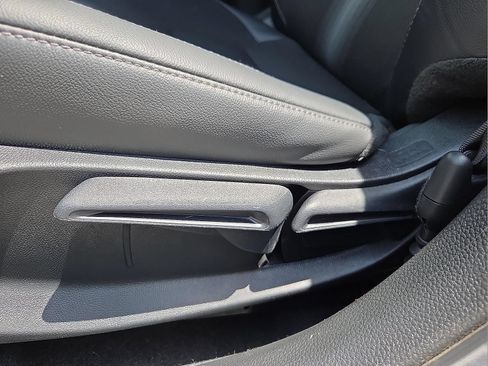 Used 2024 Honda Civic Sport image 15