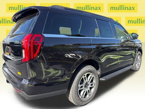 New 2026 Ford Expedition Active RWD image 15
