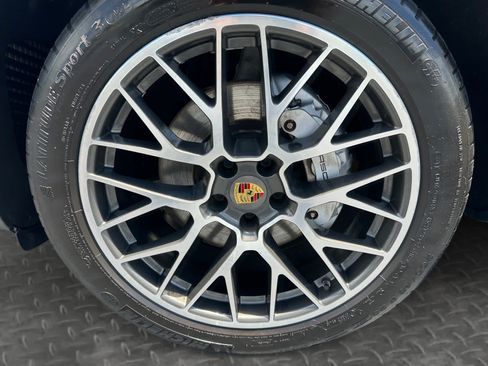 Used 2017 Porsche Macan S AWD/4WD image 9