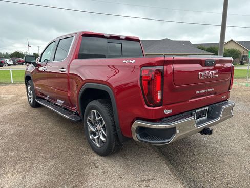 New 2026 GMC Sierra 1500 SLT AWD/4WD image 4