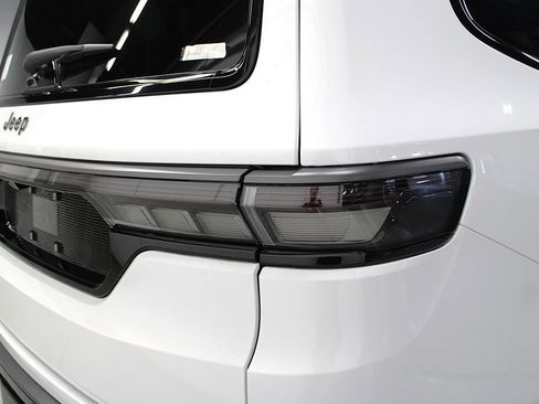 New 2026 Jeep Grand Wagoneer L Summit AWD/4WD image 51