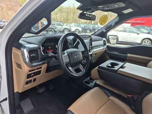 Used 2021 Ford F150 Lariat image 16