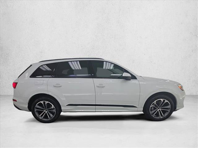 Used 2026 Audi Q7 2.0T Premium w/ Convenience Plus Package AWD/4WD image 4