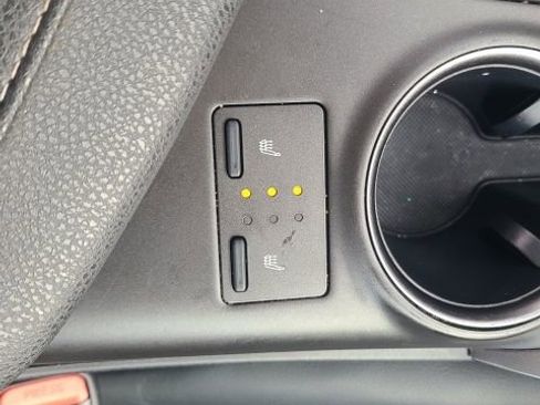 Used 2021 Toyota Camry XSE image 27