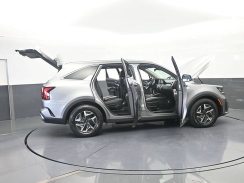 Used 2023 Kia Sorento EX w/ Panoramic Sunroof Package FWD image 78