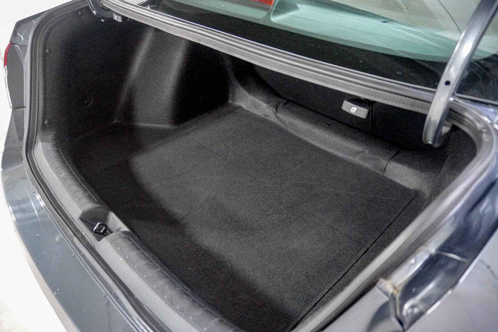 Used 2025 Honda Civic Sport image 9