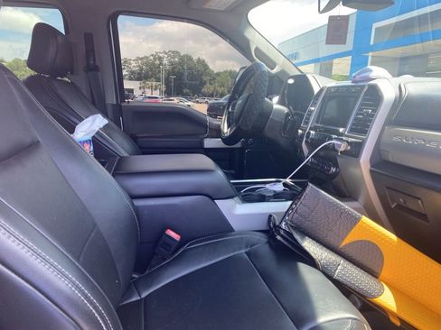 Used 2019 Ford F250 Lariat w/ Lariat Ultimate Package AWD/4WD image 10