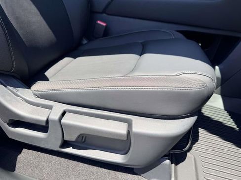 New 2026 Nissan Pathfinder SL AWD/4WD image 9