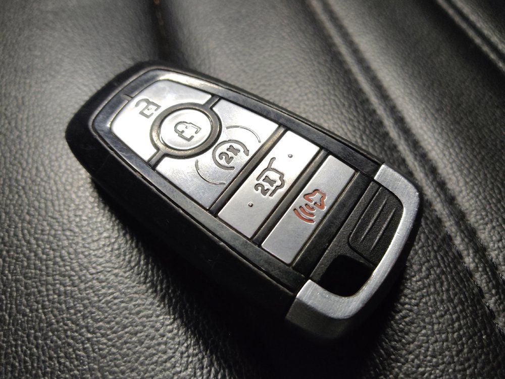 Used 2020 Ford Edge SEL w/ Convenience Package FWD image 32