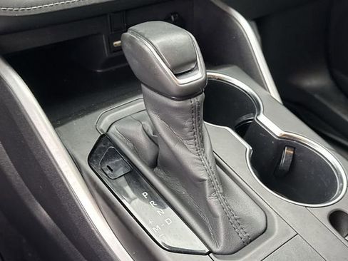 Used 2020 Toyota Highlander LE image 14