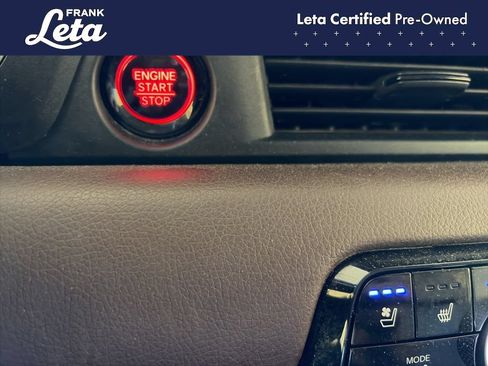 Used 2025 Honda Pilot Elite image 14