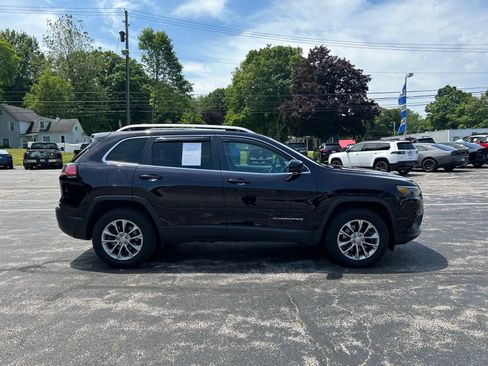 Used 2021 Jeep Cherokee Latitude Plus AWD/4WD image 8