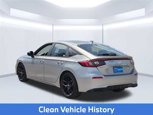 Used 2025 Honda Civic Sport image 3