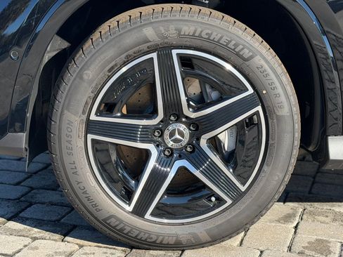 New 2026 Mercedes-Benz GLC 300 image 12