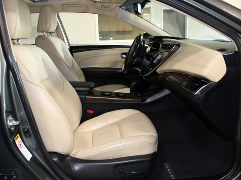 Used 2013 Toyota Avalon XLE Premium FWD image 30