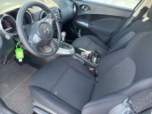 Used 2013 Nissan Juke S image 2