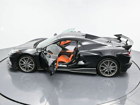 Used 2025 Chevrolet Corvette Stingray Premium Conv w/ Z51 Performance Package image 51