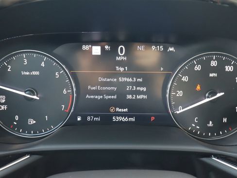 Used 2022 Buick Envision Avenir w/ Technology Package II FWD image 11