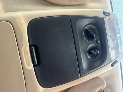 Used 2010 Ford Explorer XLT AWD/4WD image 16