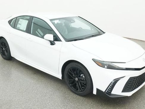 New 2026 Toyota Camry SE image 54