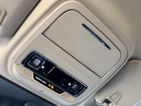 Used 2024 Lincoln Corsair FWD image 48