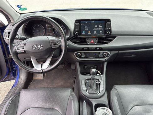 Used 2019 Hyundai Elantra GT w/ Style Package 02 FWD image 7