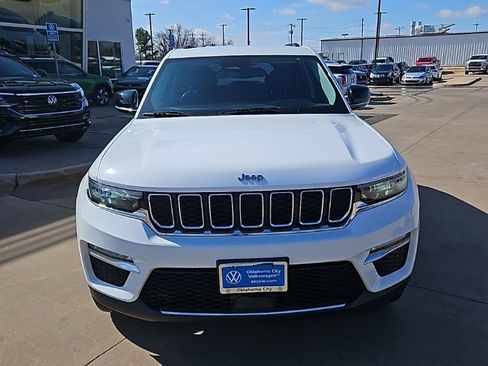 Used 2024 Jeep Grand Cherokee Limited image 2