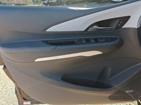 Certified 2020 Chevrolet Bolt Premier w/ Infotainment Package image 14