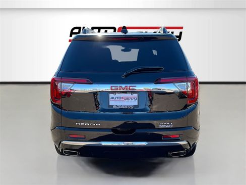 Used 2021 GMC Acadia Denali w/ Denali Technology Package image 6