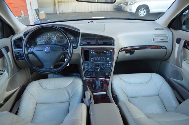 Used 2005 Volvo S60 2.5T FWD image 14
