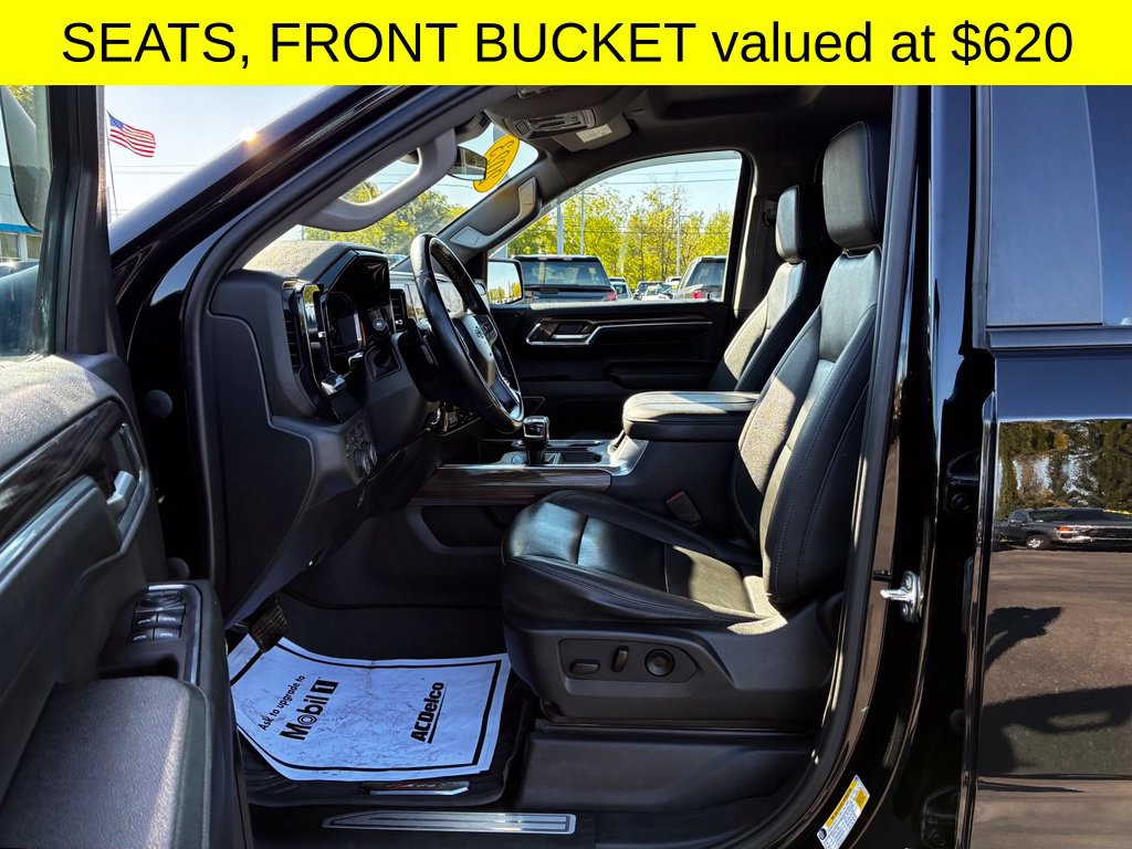 Used 2023 Chevrolet Silverado 1500 LT Trail Boss w/ LT Trail Boss Premium Package AWD/4WD image 6