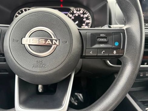 Used 2024 Nissan Rogue SV AWD/4WD image 34