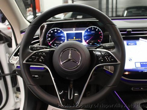 Used 2025 Mercedes-Benz E 450 4MATIC Sedan image 22