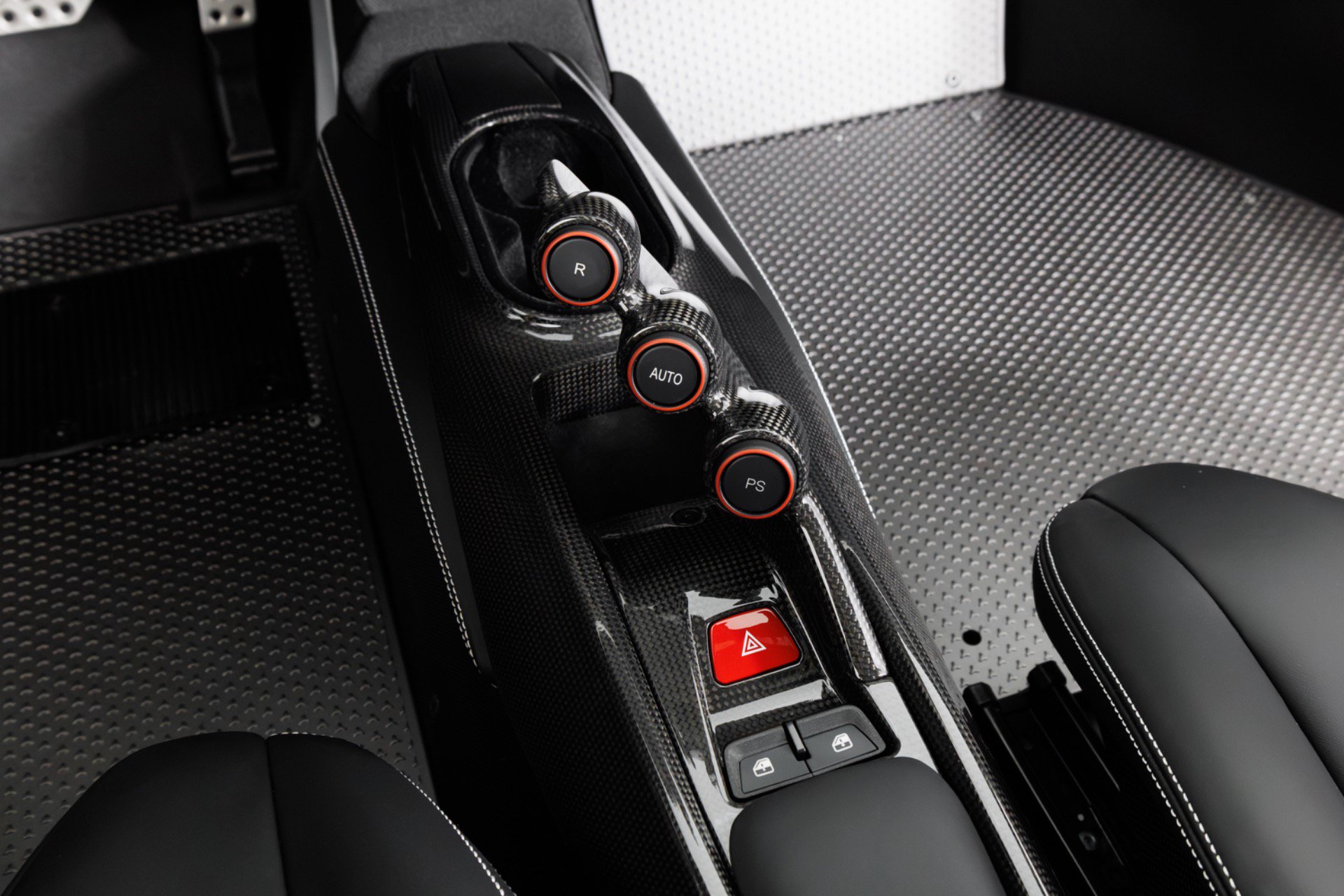 Used 2020 Ferrari 488 Pista Coupe RWD image 26