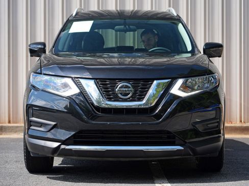 Used 2018 Nissan Rogue SV w/ Sun & Sound Touring Package AWD/4WD image 6