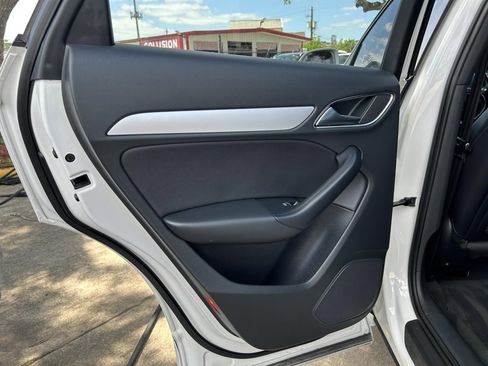 Used 2017 Audi Q3 2.0T Premium w/ Convenience Package image 11